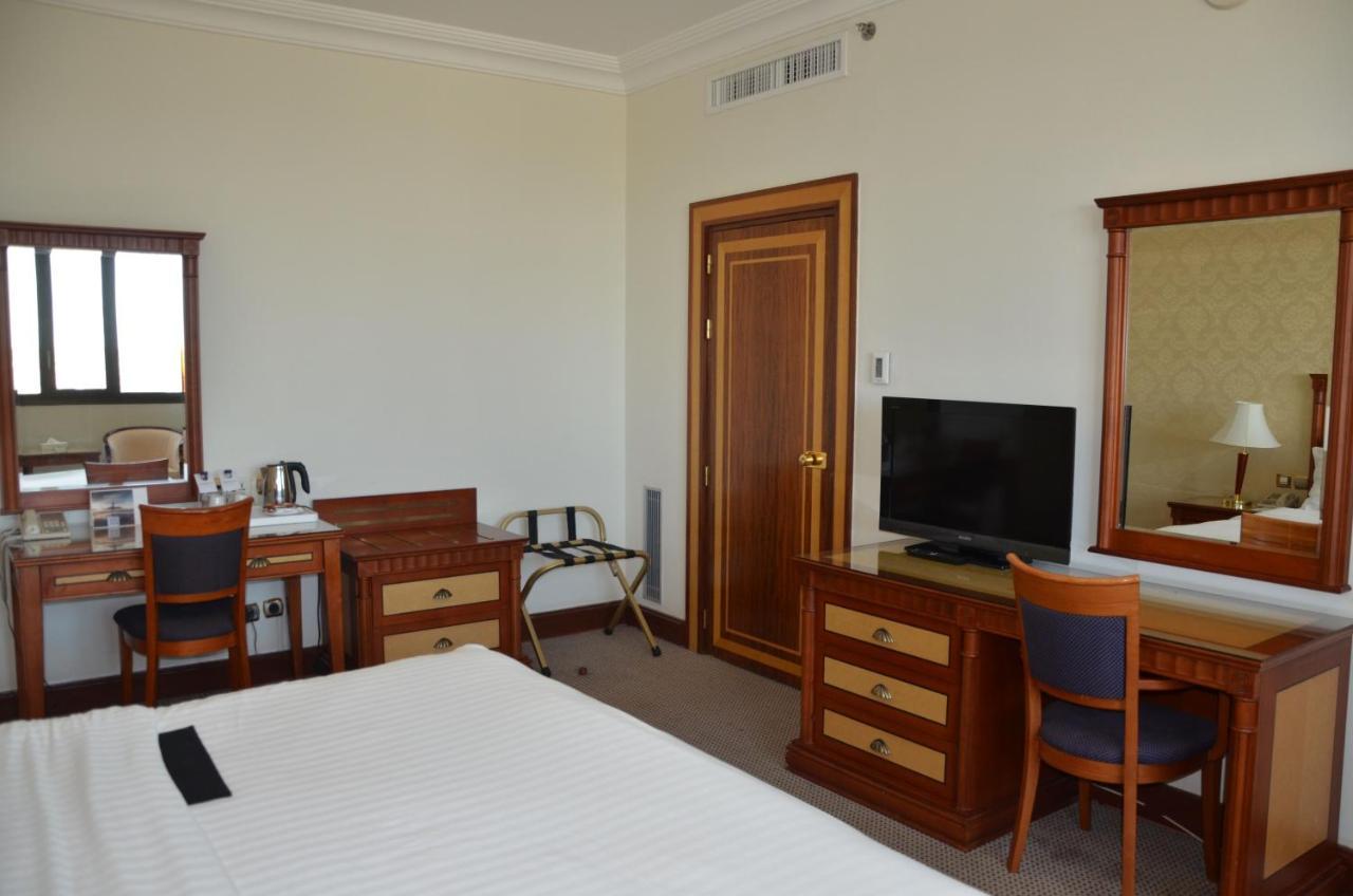 Le Meridien Al Hada Exterior foto