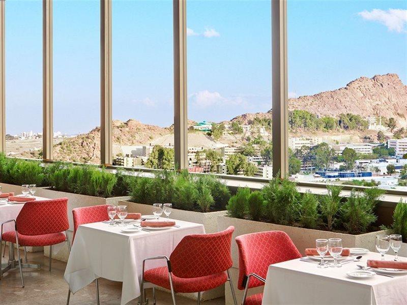 Le Meridien Al Hada Exterior foto